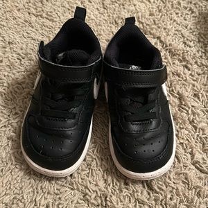 Nike Court Borough Low 2 toddler 7C black and white